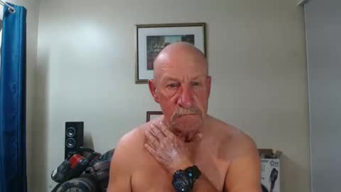 Snapshot of lovesblackazz chatting on 28, 2, 2025 Lovesblackazz online show from 28, 2, 2025