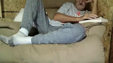 just here to have fun and cum online show from 6, 11, 2025