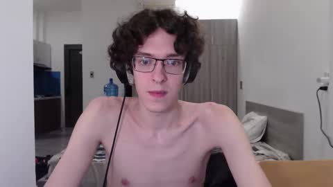 Snapshot of lovesomecookies chatting on 6, 11, 2025 LovesomeCookie online show from 6, 11, 2025