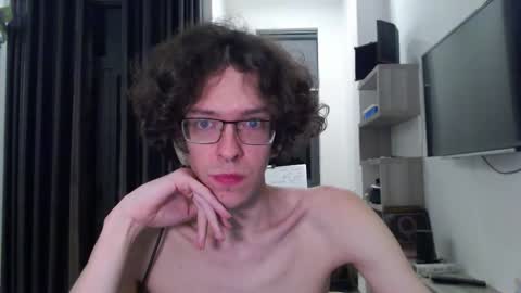 Snapshot of lovesomecookies chatting on 1, 2, 2026 LovesomeCookie online show from 1, 2, 2026