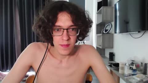 Snapshot of lovesomecookies chatting on 26, 3, 2026 LovesomeCookie online show from 26, 3, 2026