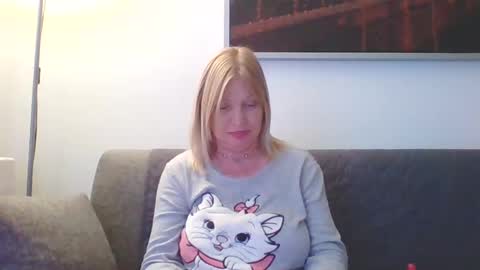 Snapshot of lovestar544963 chatting on 4, 12, 2024 Marlyn online show from 4, 12, 2024