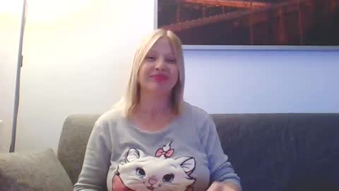 Snapshot of lovestar544963 chatting on 4, 12, 2024 Marlyn online show from 4, 12, 2024