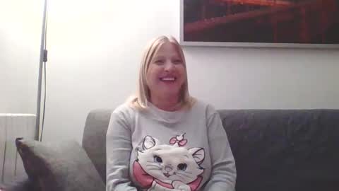 Snapshot of lovestar544963 chatting on 22, 1, 2025 Marlyn online show from 22, 1, 2025