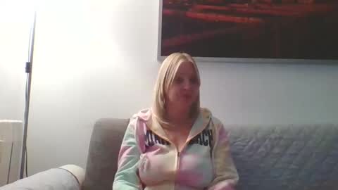 Snapshot of lovestar544963 chatting on 8, 1, 2026 Marlyn online show from 8, 1, 2026