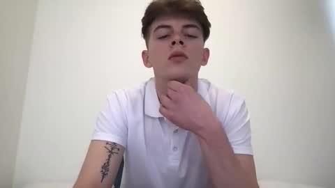 Snapshot of lovet1me chatting on 6, 5, 2026 luv online show from 6, 5, 2026