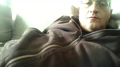 Snapshot of lovetightass251577 chatting on 21, 3, 2026 lovetightass online show from 21, 3, 2026