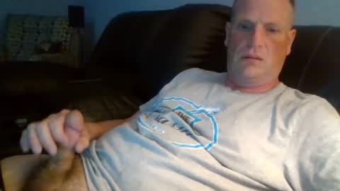 lovetocum37 online show from 19, 5, 2026