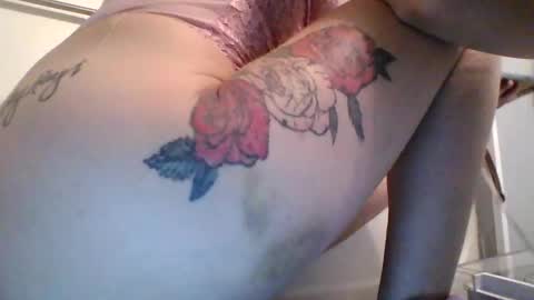 Snapshot of lovetocum69699 chatting on 22, 12, 2025 lovetocum69699 online show from 22, 12, 2025