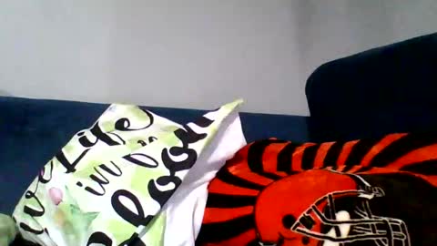 Snapshot of lovetocum69699 chatting on 26, 4, 2026 lovetocum69699 online show from 26, 4, 2026