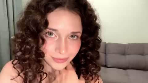 Isabella online show from 27, 7, 2026