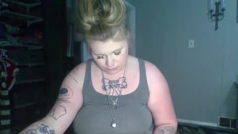 Snapshot of lovetubes101 chatting on 24, 3, 2026 lovetubes101 online show from 24, 3, 2026