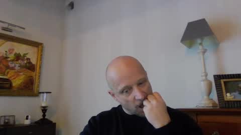 Snapshot of lrda49 chatting on 6, 2, 2025 Espigle online show from 6, 2, 2025