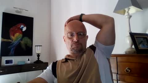 Snapshot of lrda49 chatting on 3, 7, 2026 Espigle online show from 3, 7, 2026