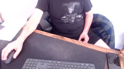 Snapshot of lreed090 chatting on 5, 3, 2025 lreed090 online show from 5, 3, 2025