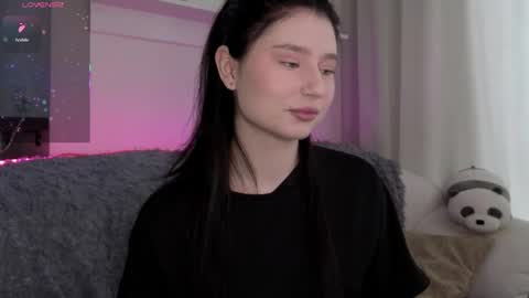 Snapshot of lua__19 chatting on 9, 4, 2026 Lua online show from 9, 4, 2026