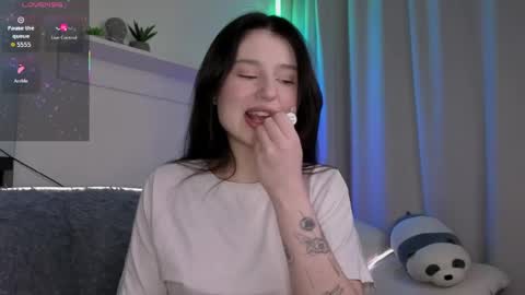 Snapshot of lua__19 chatting on 21, 4, 2026 Lua online show from 21, 4, 2026