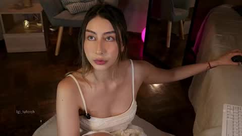 Snapshot of lua_ferch_ chatting on 4, 3, 2026 ---Goys incredible photographs online show from 4, 3, 2026