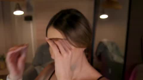 Snapshot of lua_ferch_ chatting on 5, 3, 2026 ---Goys incredible photographs online show from 5, 3, 2026