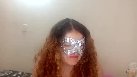 Snapshot of luana363 chatting on 5, 10, 2025 luana363 online show from 5, 10, 2025