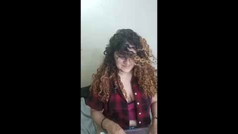 Snapshot of luana_winner chatting on 18, 4, 2026 luana_winner online show from 18, 4, 2026