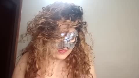 luanapowerful online show from 24, 9, 2025