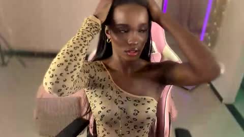 Snapshot of luanarisque chatting on 11, 3, 2026 IG luana orq online show from 11, 3, 2026