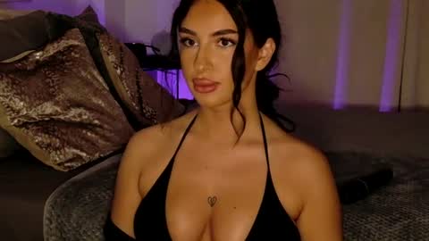 Luana Dess online show from 23, 6, 2026