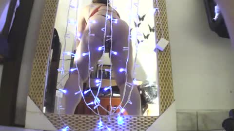 Snapshot of luanna837 chatting on 21, 12, 2024 luanna837 online show from 21, 12, 2024