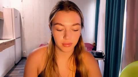 Snapshot of luannamedel chatting on 4, 7, 2026 Kary online show from 4, 7, 2026