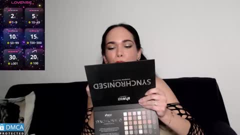 Snapshot of luara_ chatting on 12, 2, 2026 luara_ online show from 12, 2, 2026