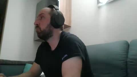 Snapshot of lucabeech88 chatting on 24, 1, 2025 Luca online show from 24, 1, 2025