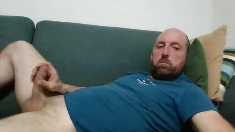 Snapshot of lucabeech88 chatting on 8, 4, 2026 Luca online show from 8, 4, 2026