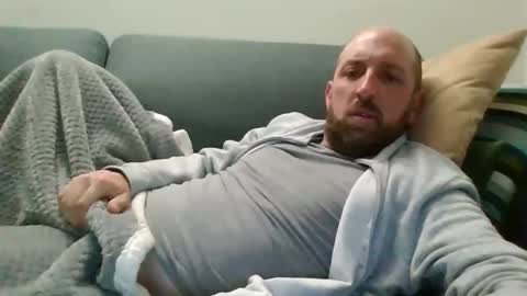 Snapshot of lucabeech88 chatting on 24, 4, 2026 Luca online show from 24, 4, 2026