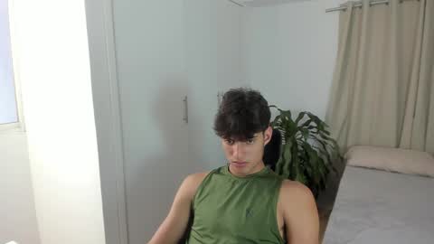 Snapshot of lucacosta19 chatting on 5, 5, 2026 lucacosta19 online show from 5, 5, 2026