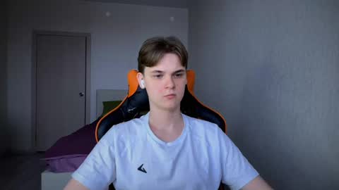 Snapshot of lucas_dany chatting on 3, 3, 2025 Lucas Gill online show from 3, 3, 2025