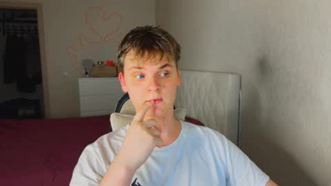 Snapshot of lucas_dany chatting on 27, 3, 2026 Lucas Gill online show from 27, 3, 2026