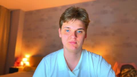 Snapshot of lucas_dany chatting on 15, 4, 2026 Lucas Gill online show from 15, 4, 2026