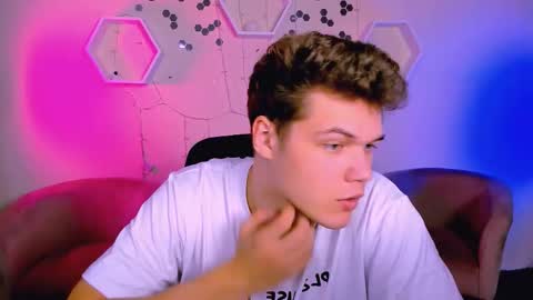 lucas_long_ online show from 11, 11, 2025