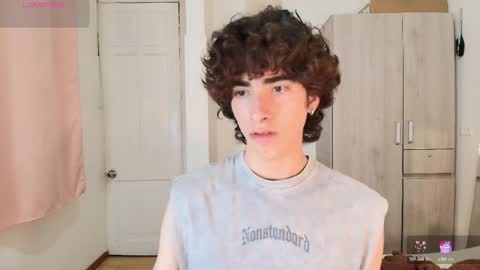 Snapshot of lucas_xo chatting on 21, 11, 2025 lucas_xo online show from 21, 11, 2025