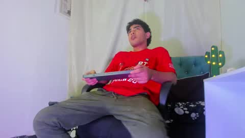 lucascarterr online show from 11, 3, 2025