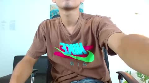 Snapshot of lucass_18 chatting on 18, 3, 2026 Lucas online show from 18, 3, 2026