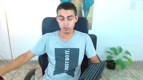 Snapshot of lucass_18 chatting on 28, 3, 2026 Lucas online show from 28, 3, 2026