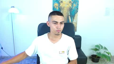 Snapshot of lucass_18 chatting on 7, 4, 2026 Lucas online show from 7, 4, 2026