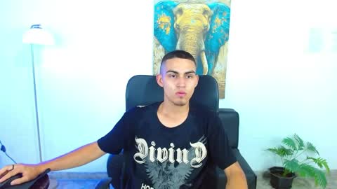 Snapshot of lucass_18 chatting on 8, 4, 2026 Lucas online show from 8, 4, 2026