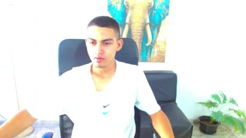 Snapshot of lucass_18 chatting on 12, 4, 2026 Lucas online show from 12, 4, 2026