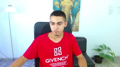 Snapshot of lucass_18 chatting on 14, 4, 2026 Lucas online show from 14, 4, 2026