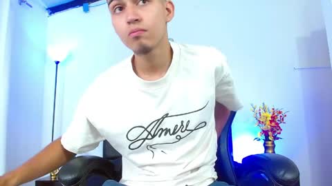 Snapshot of lucass_18 chatting on 30, 4, 2026 Lucas online show from 30, 4, 2026