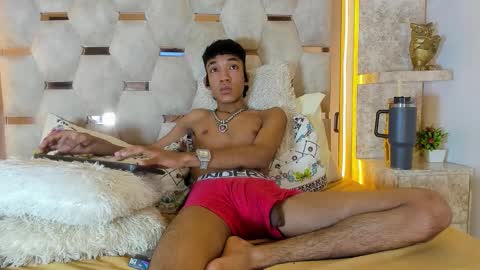 Snapshot of lucass_blaze chatting on 17, 10, 2025 Lucas  online show from 17, 10, 2025