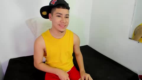 Snapshot of lucastorrez01 chatting on 7, 3, 2026 LUCAS TORREZ online show from 7, 3, 2026